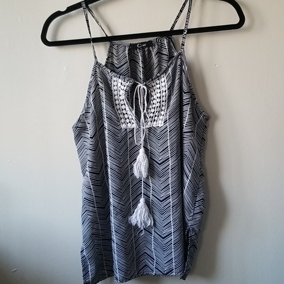 Two summer tops🌞 - Picture 6 of 8